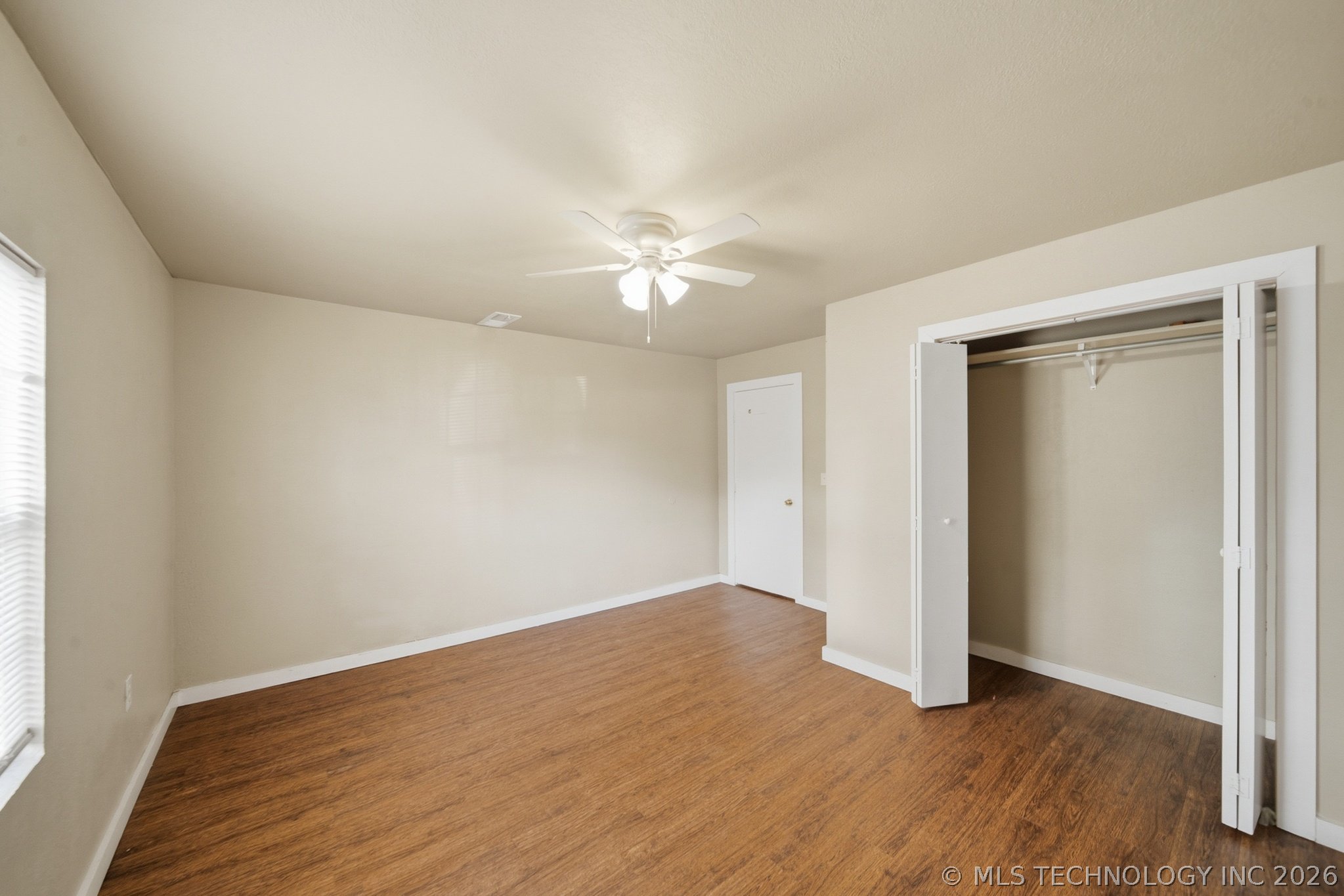 215 N Industrial Avenue Property Photo 21