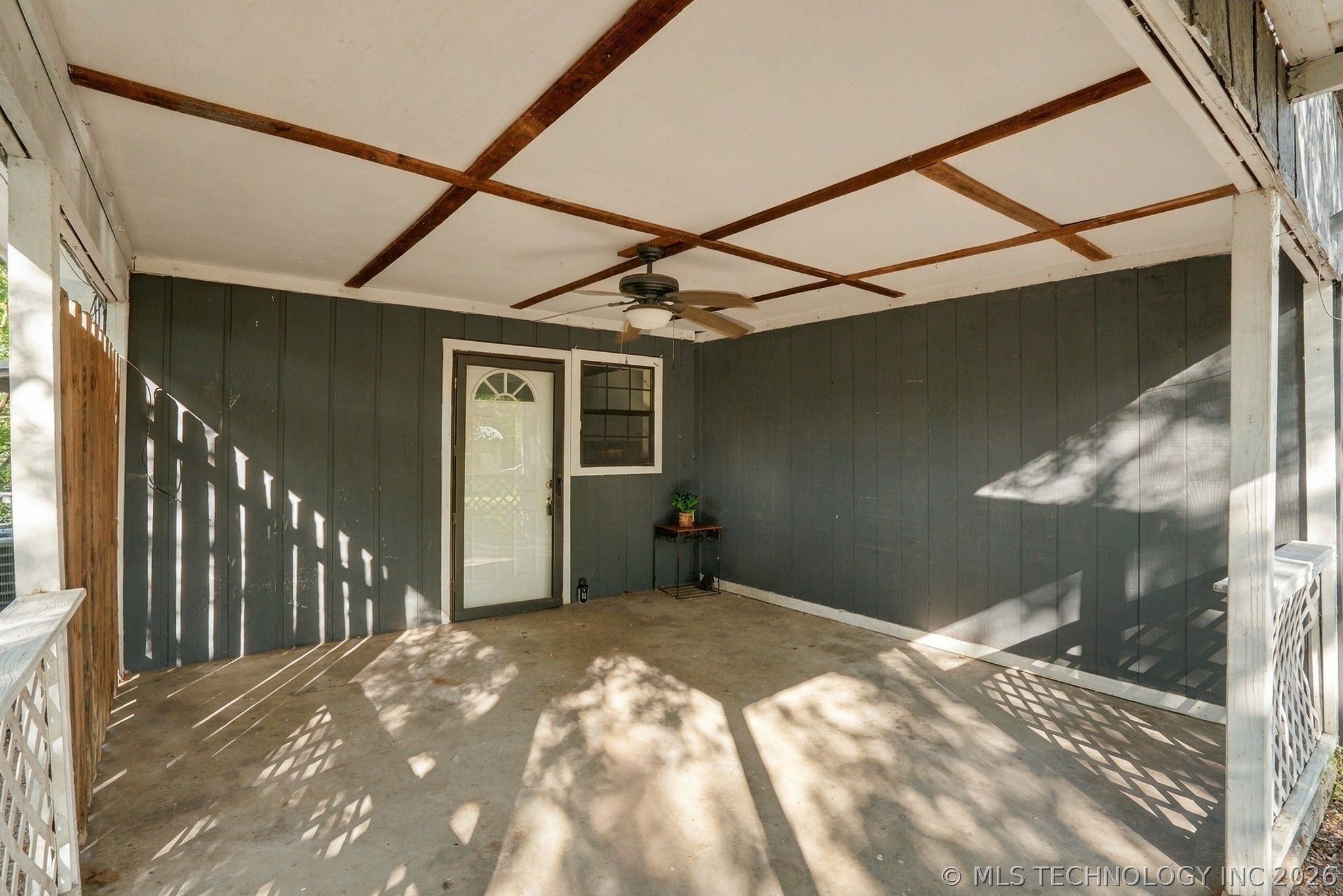 215 N Industrial Avenue Property Photo 22