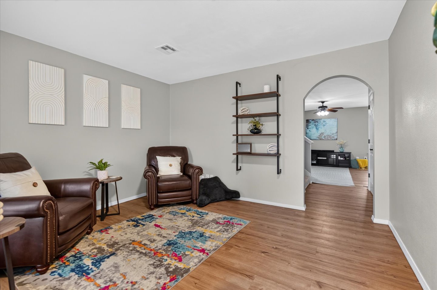 1904 Barnett Place Property Photo 2