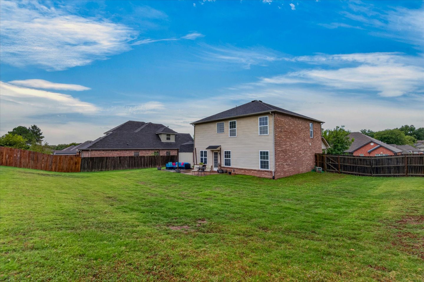 1904 Barnett Place Property Photo 25