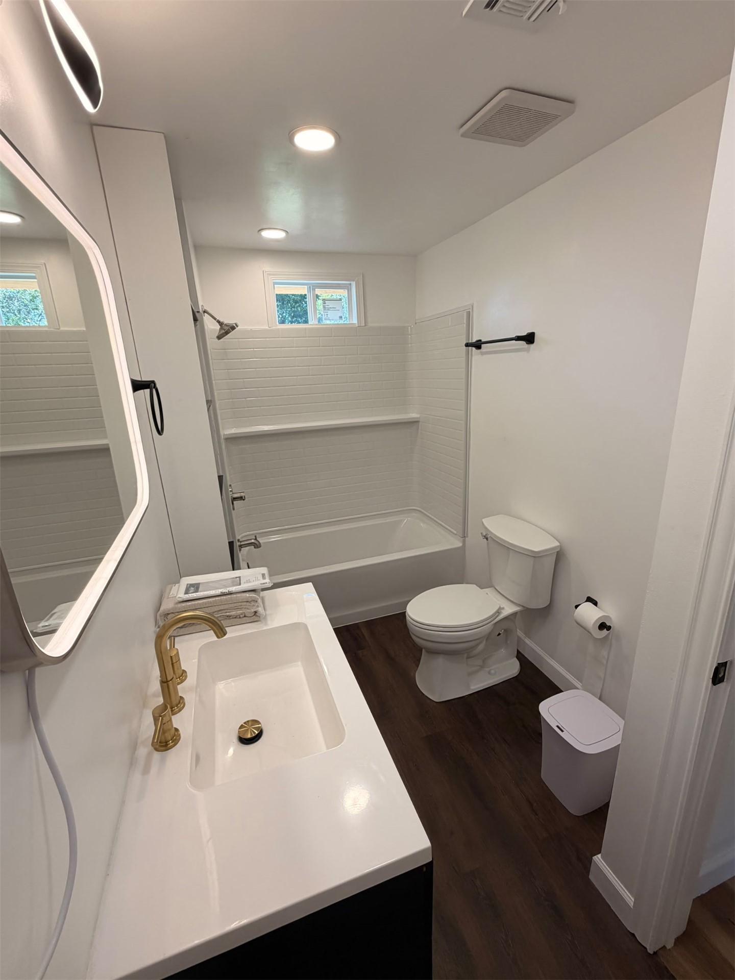 5103 Emporia Street Property Photo 9