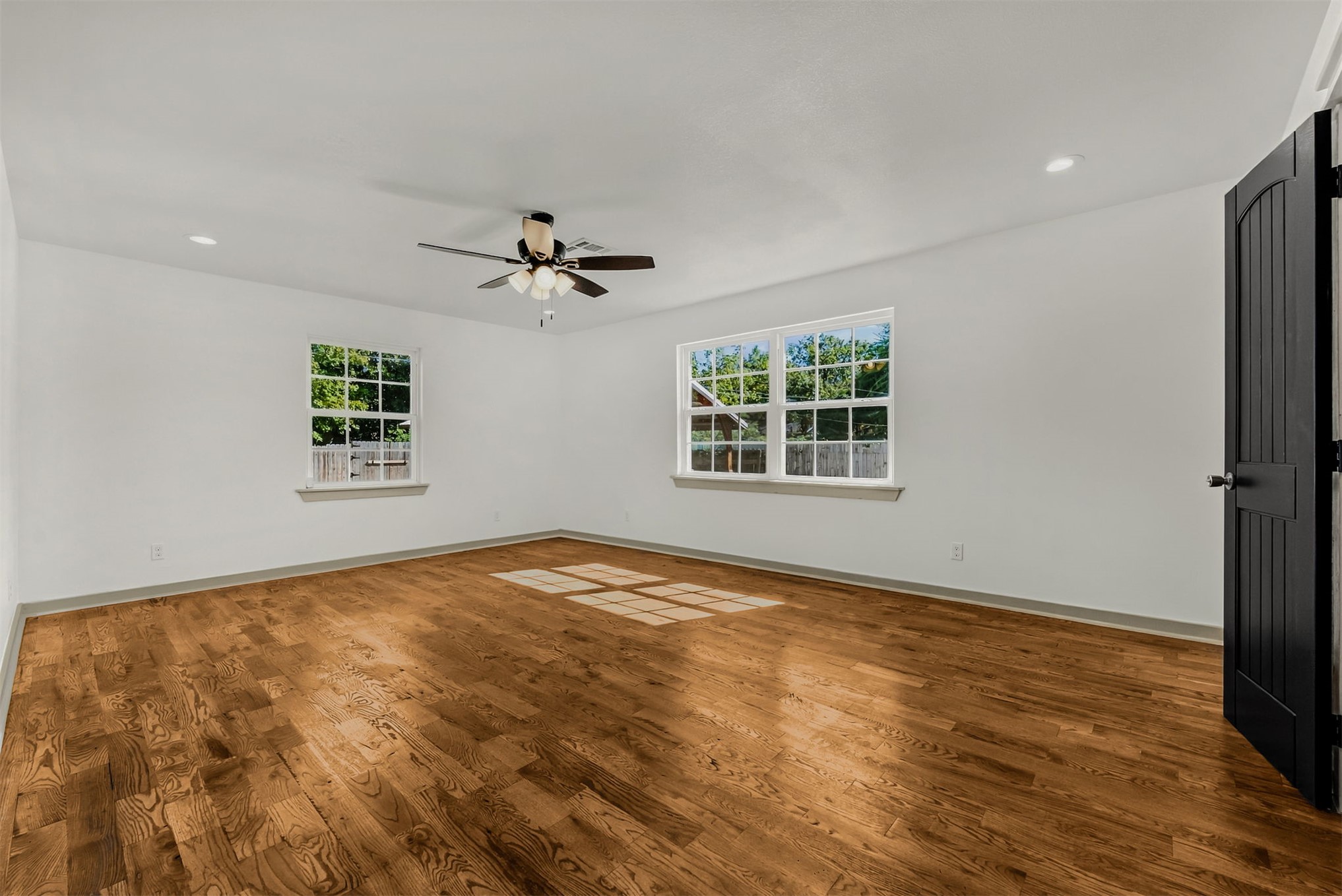 351 S Yorktown Avenue Property Photo 11