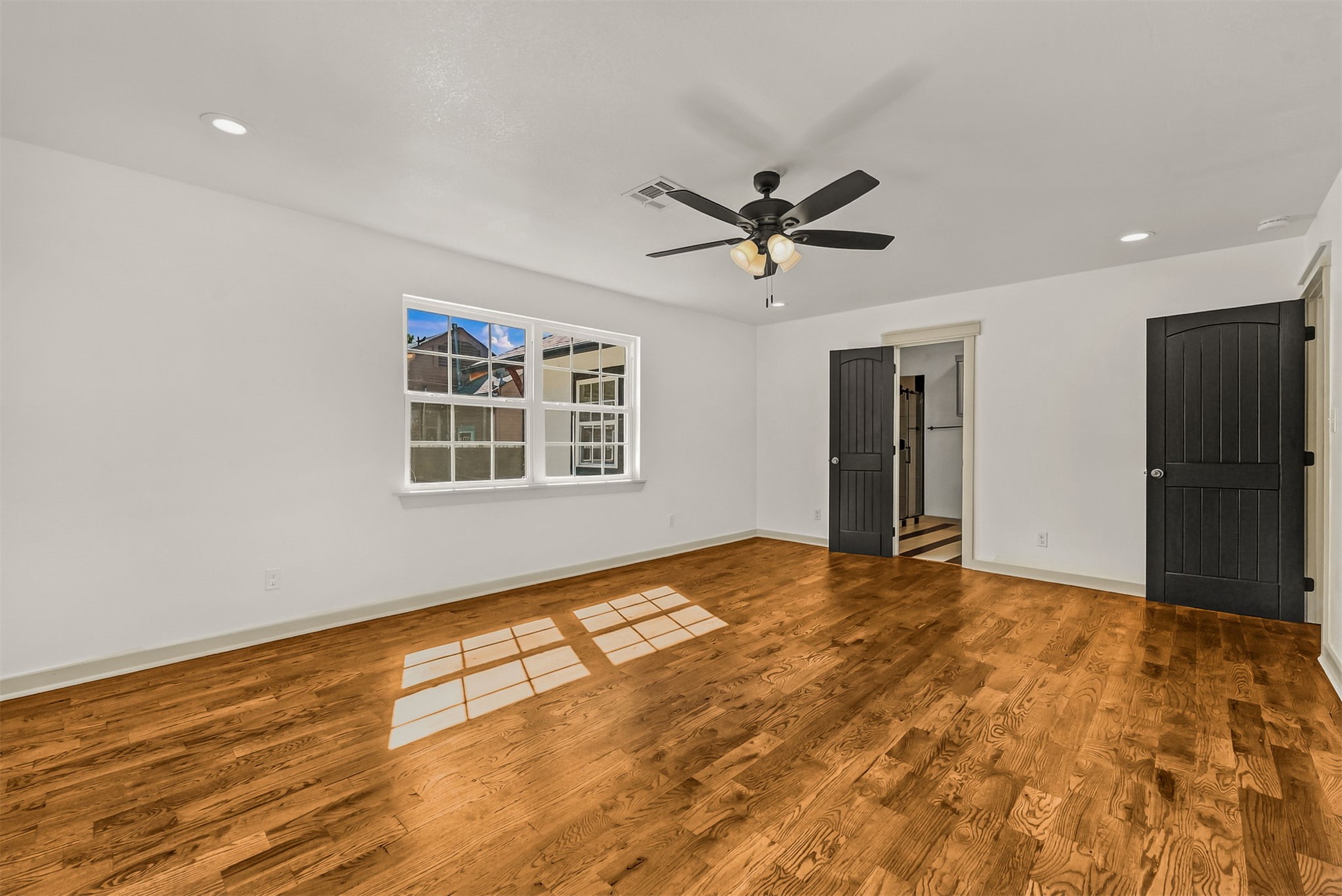 351 S Yorktown Avenue Property Photo 25