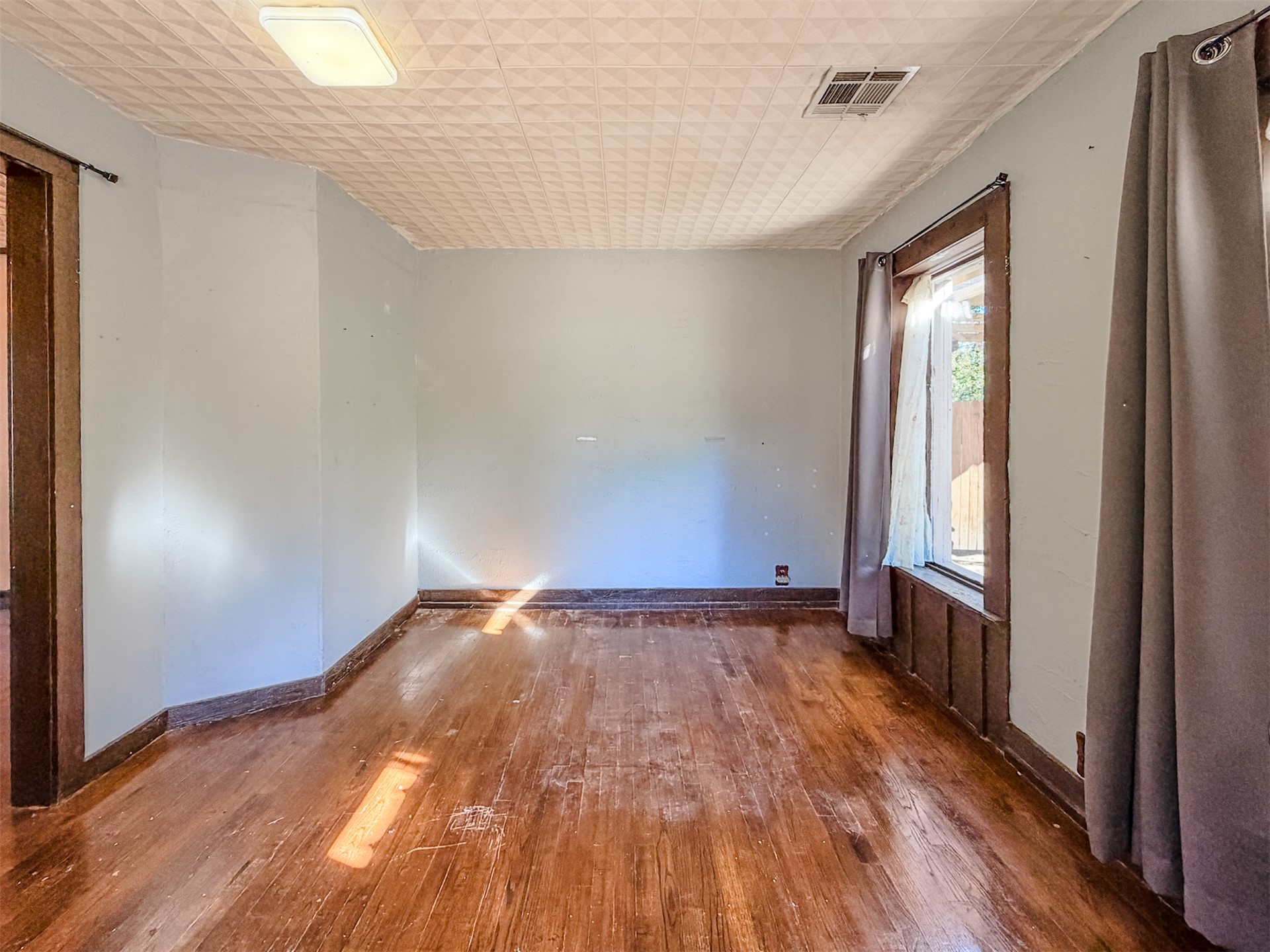 501 S Cherokee Avenue Property Photo 15