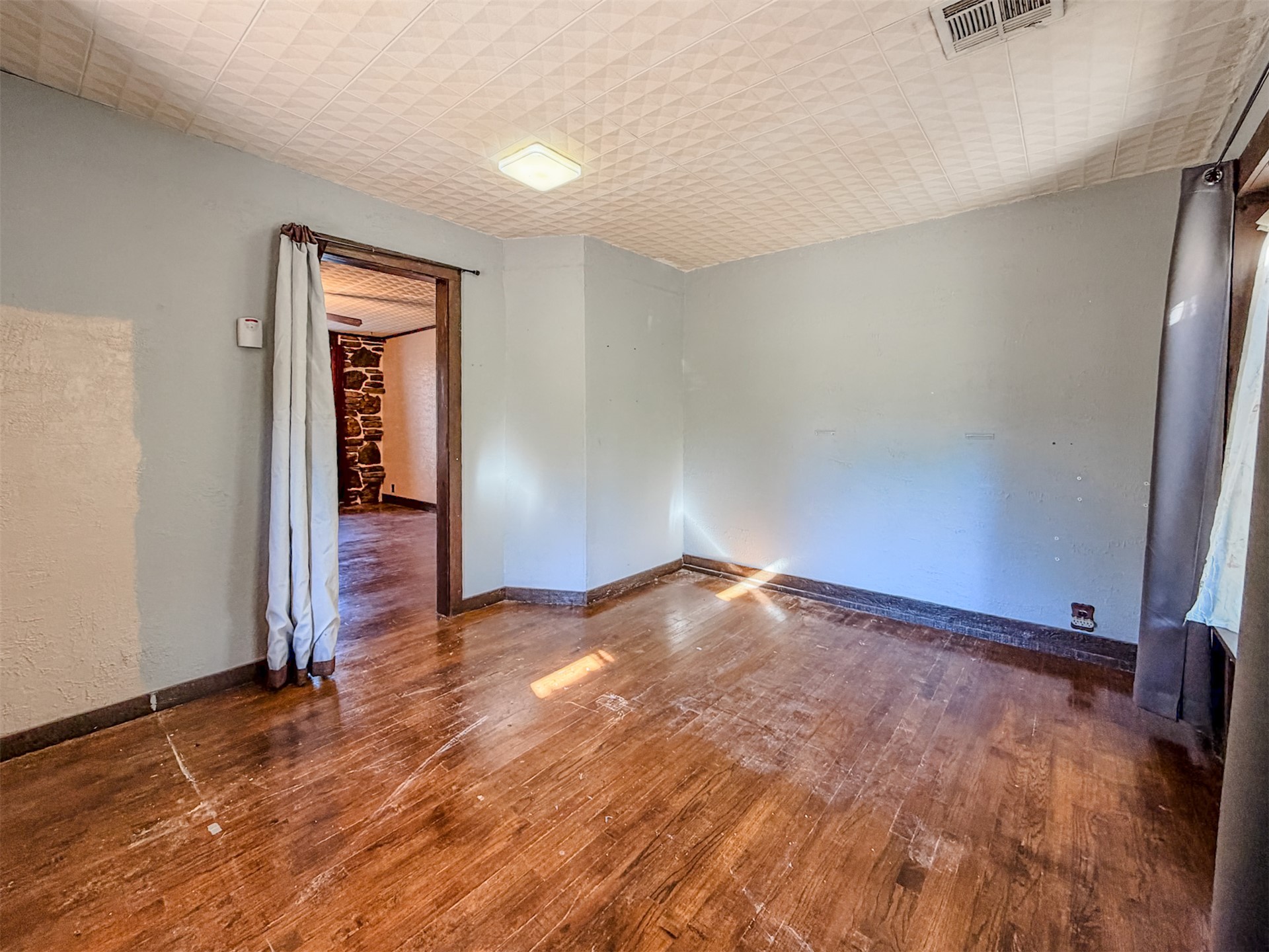 501 S Cherokee Avenue Property Photo 16