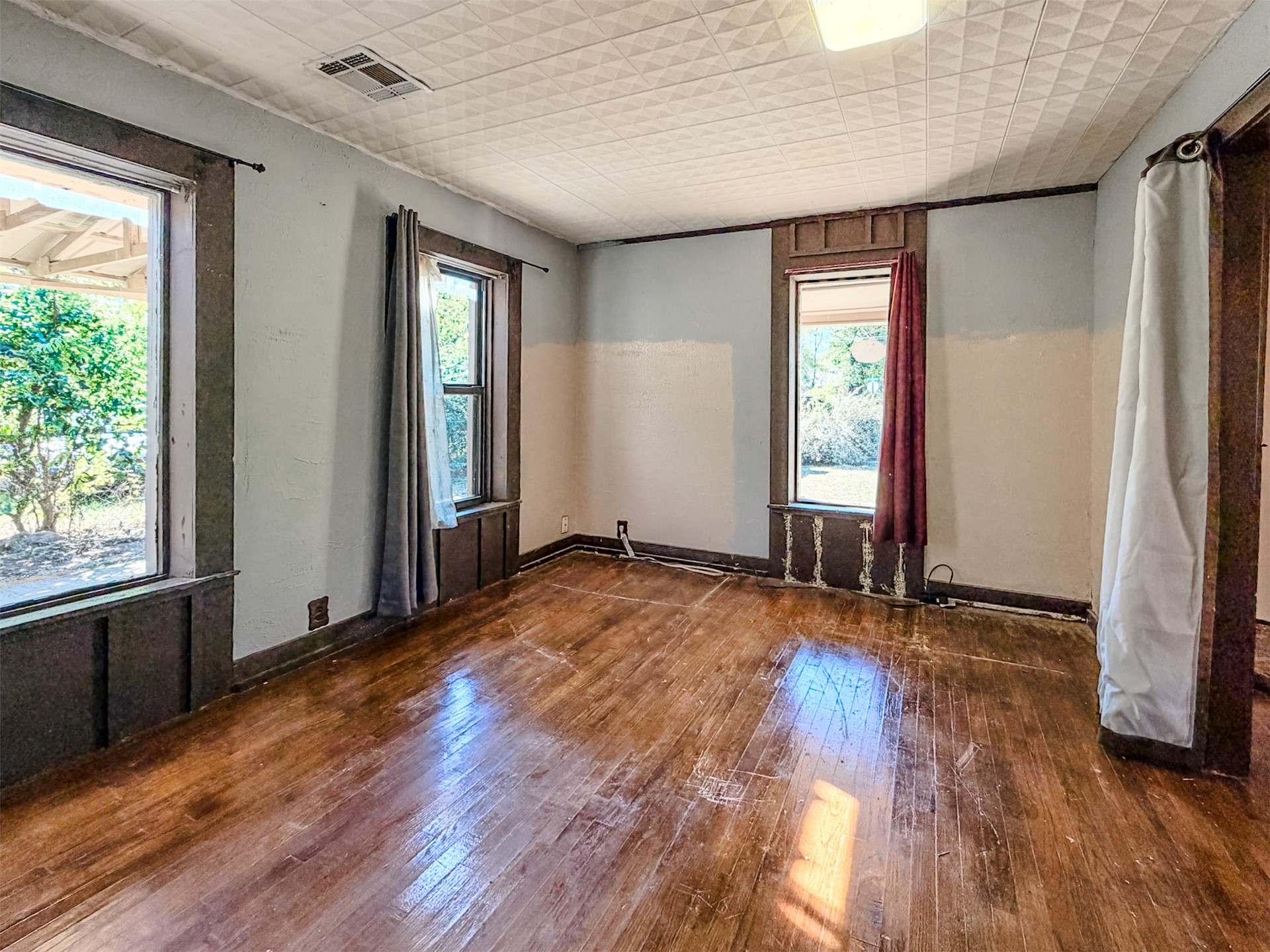 501 S Cherokee Avenue Property Photo 19