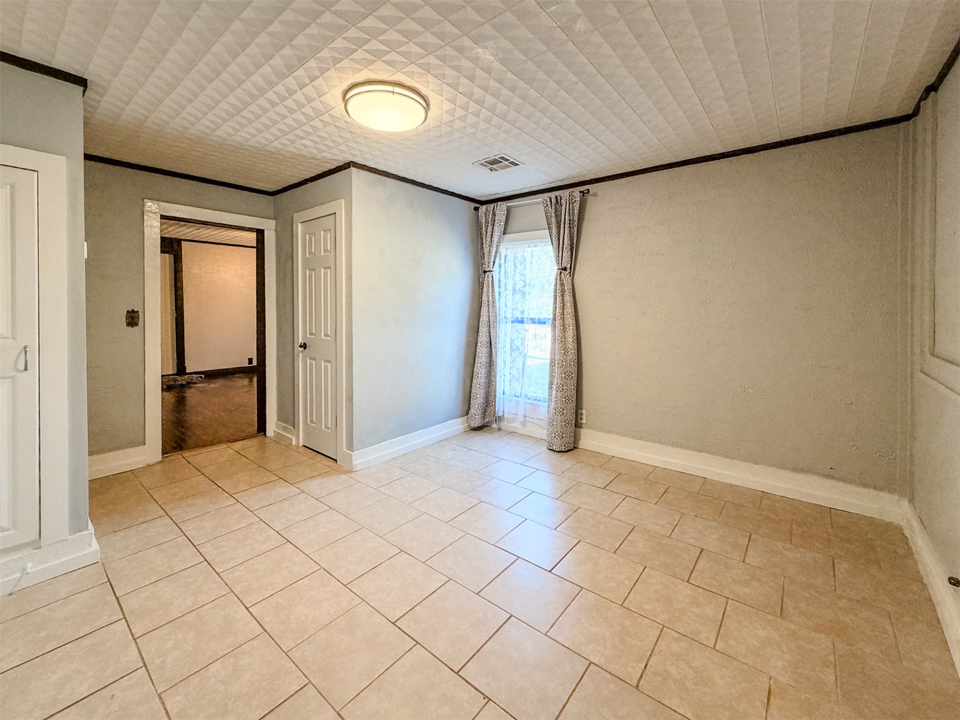 501 S Cherokee Avenue Property Photo 21