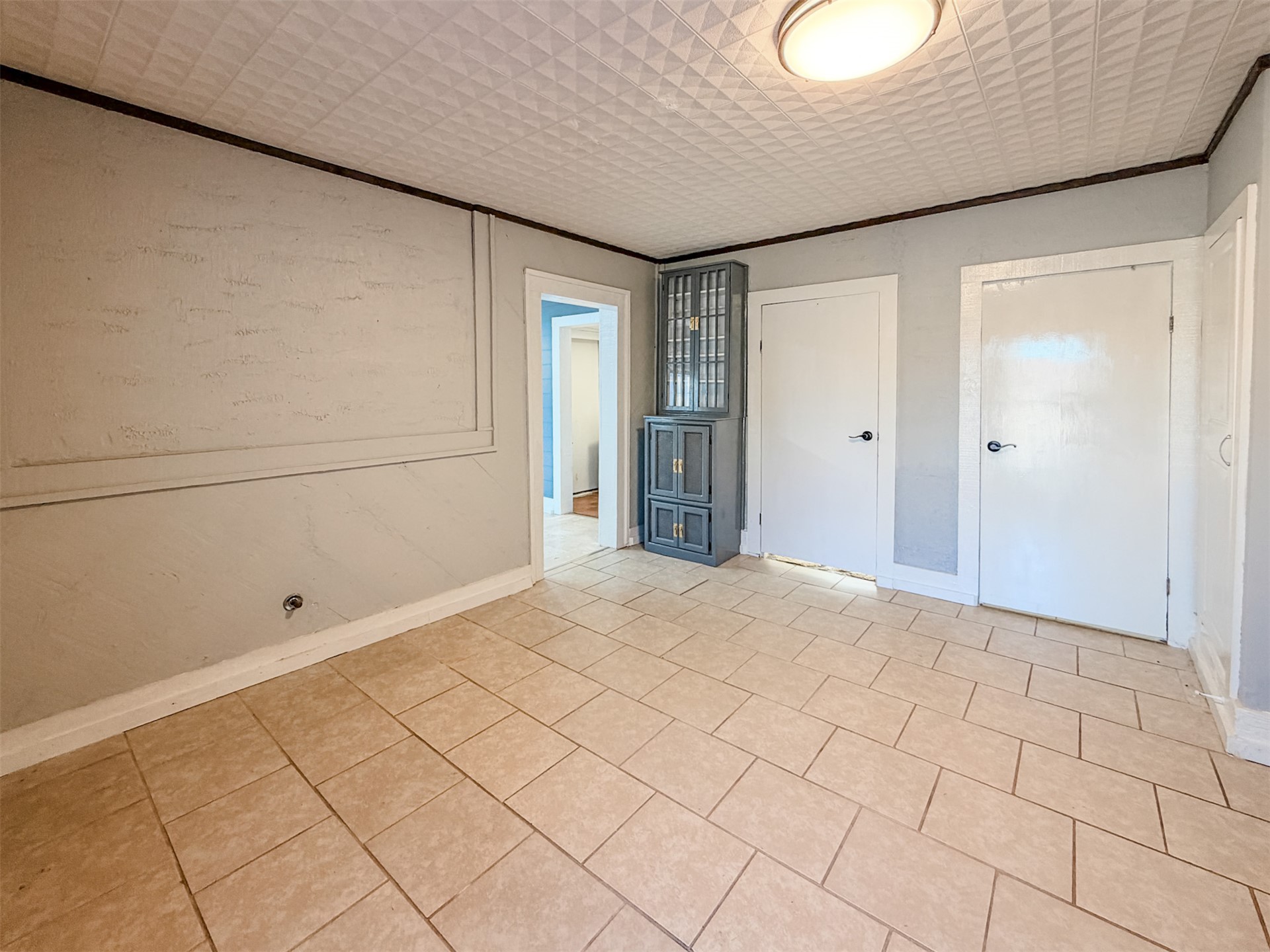 501 S Cherokee Avenue Property Photo 24