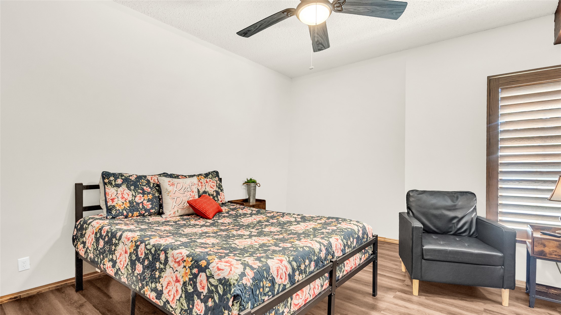 221 Meadow Road Property Photo 17