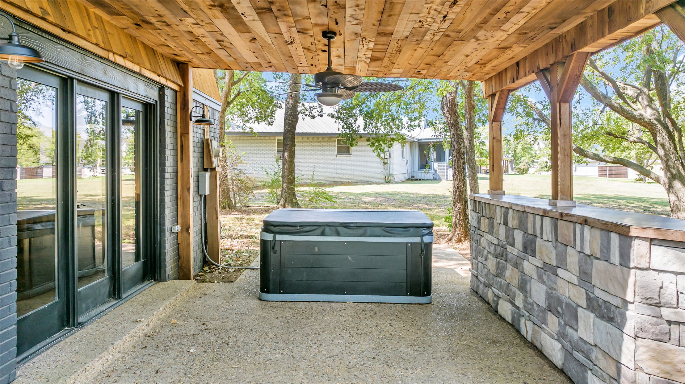 221 Meadow Road Property Photo 33