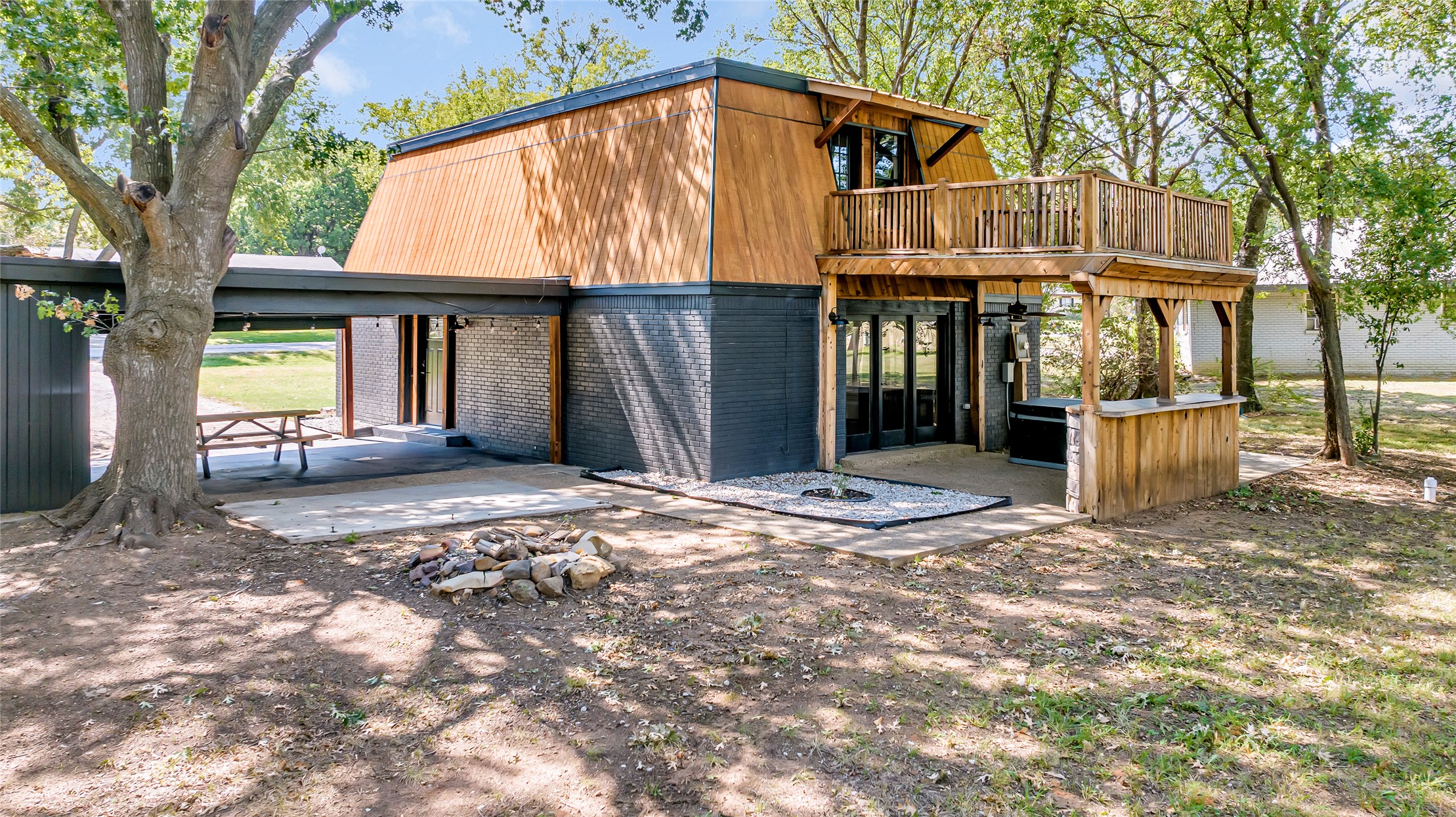 221 Meadow Road Property Photo 39