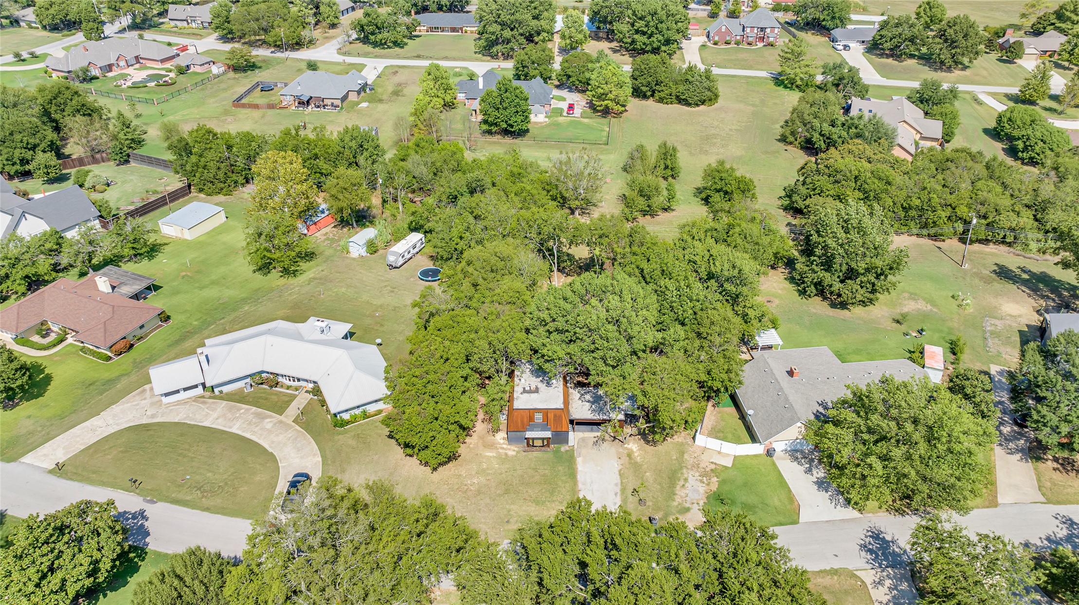 221 Meadow Road Property Photo 41