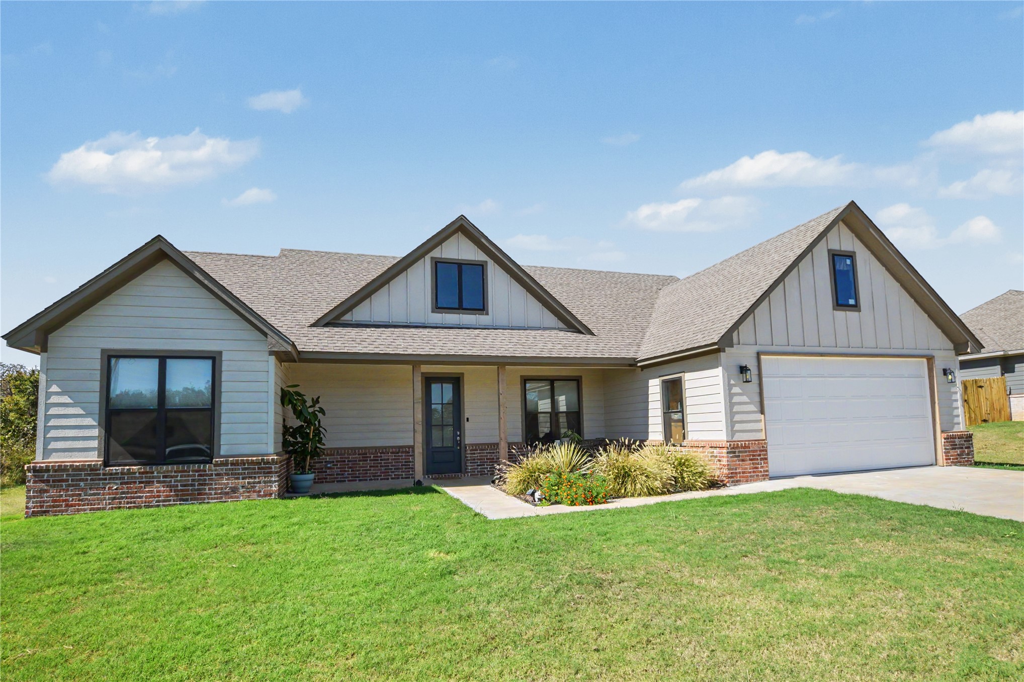 25115 S 519 Road Property Photo 1