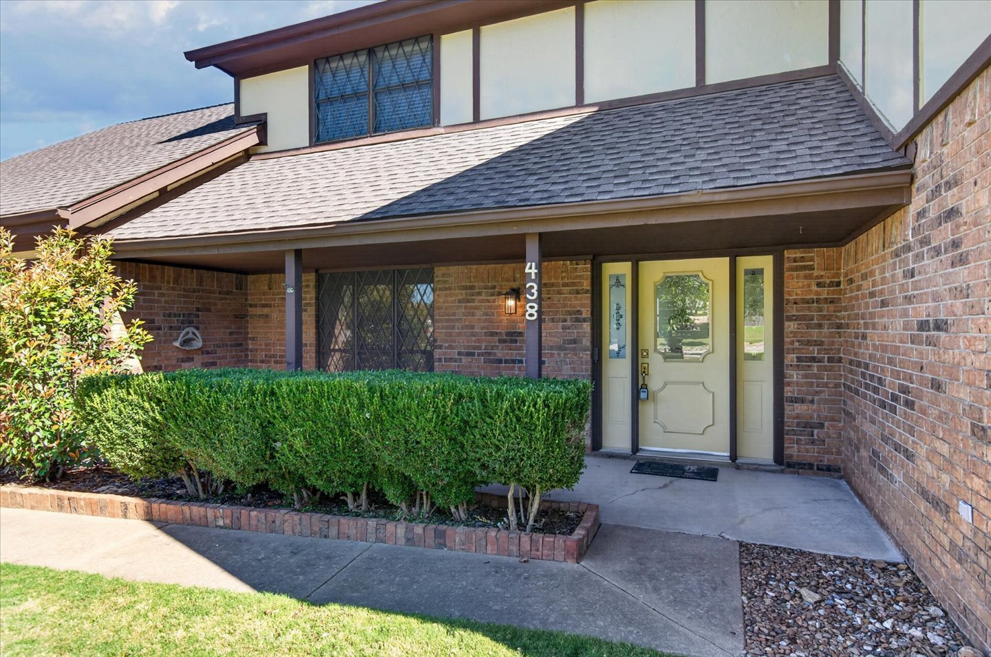 438 Chisholm Circle Property Photo 4