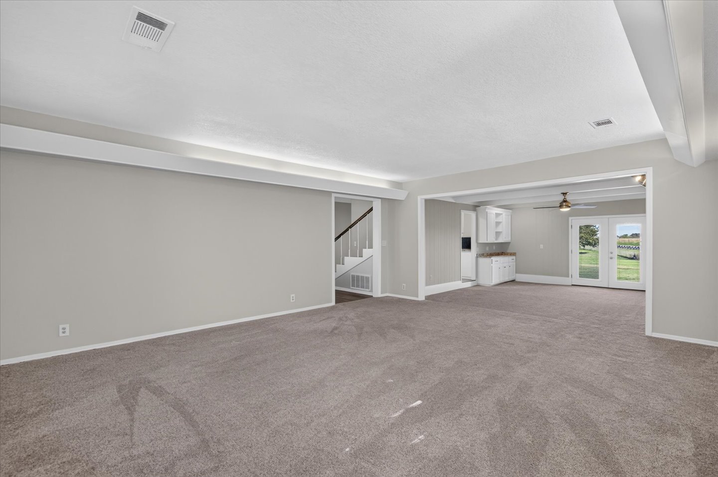 438 Chisholm Circle Property Photo 8