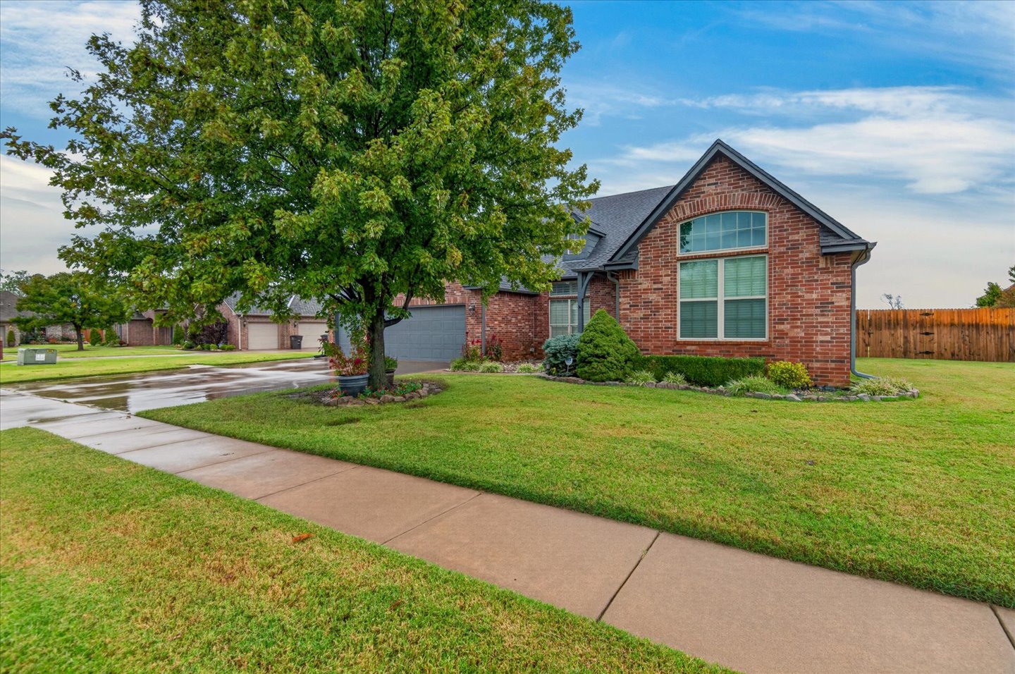 220 Pepper Grass Court Property Photo 3