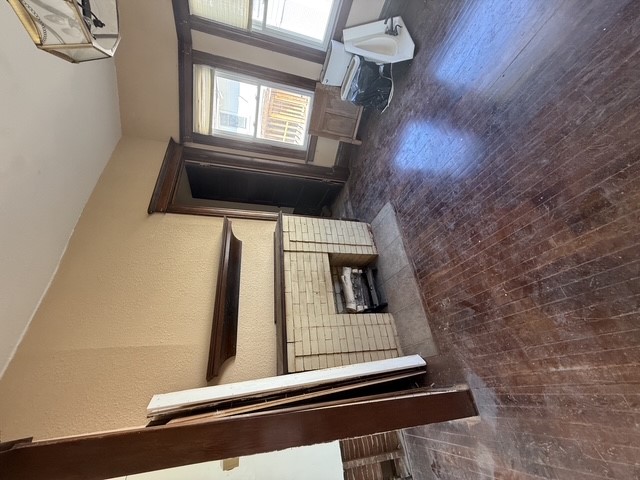 110 S Hickory Street Property Photo 9