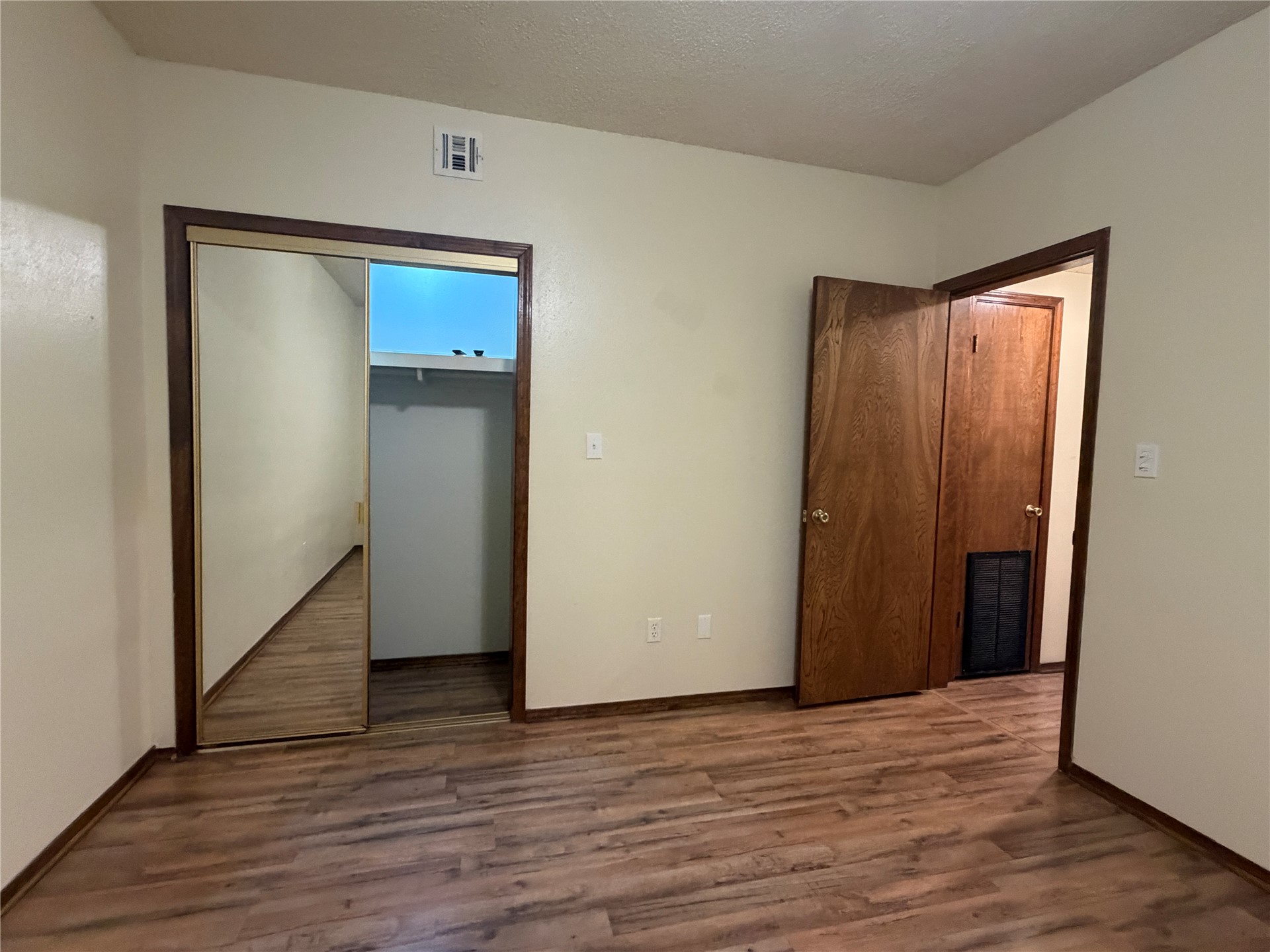 6042 Ne 118th Road Property Photo 14