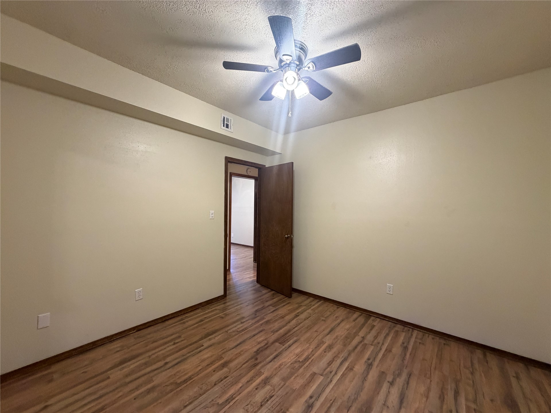 6042 Ne 118th Road Property Photo 28
