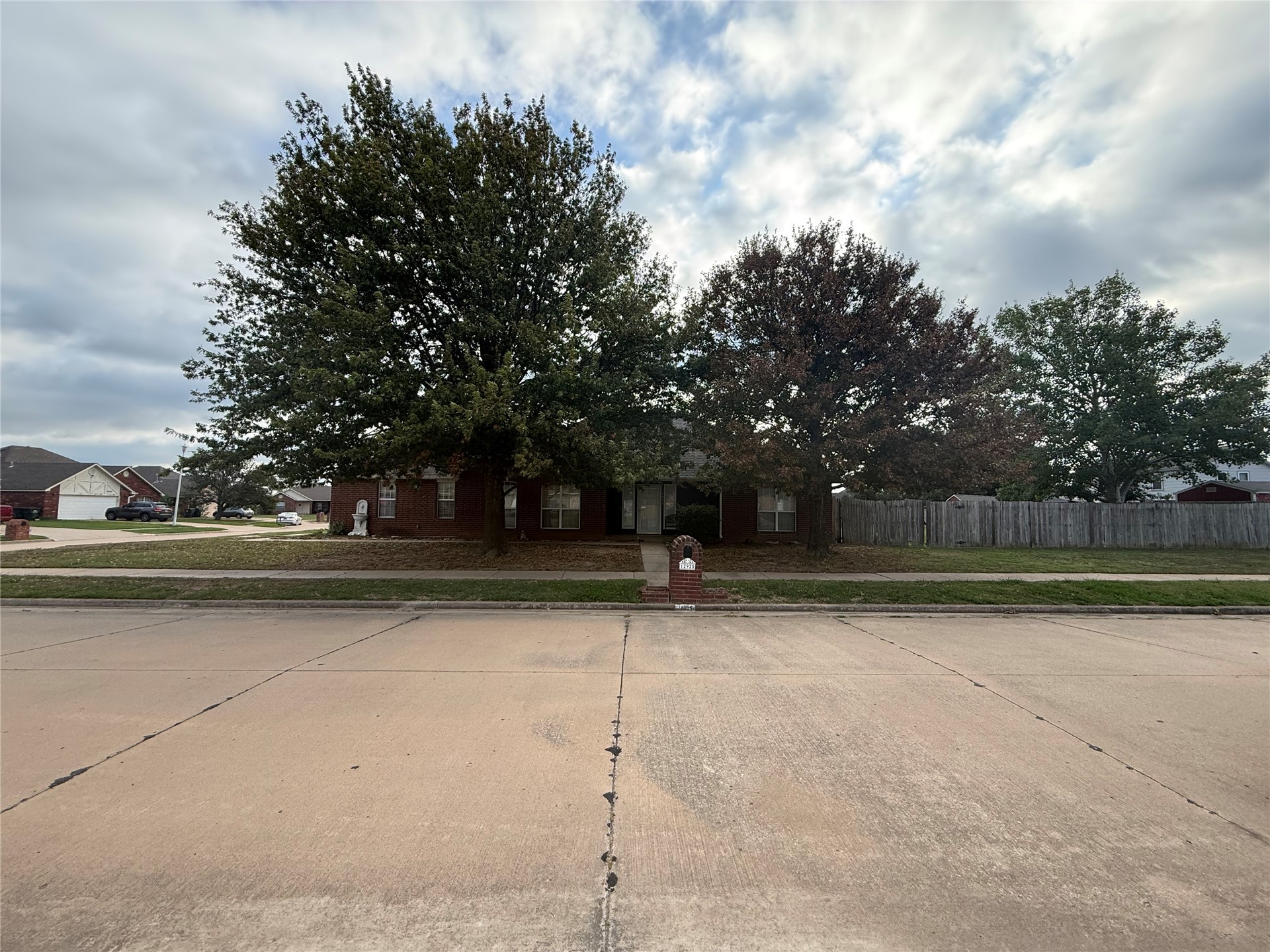 12925 N 131st East East Avenue Property Photo 1