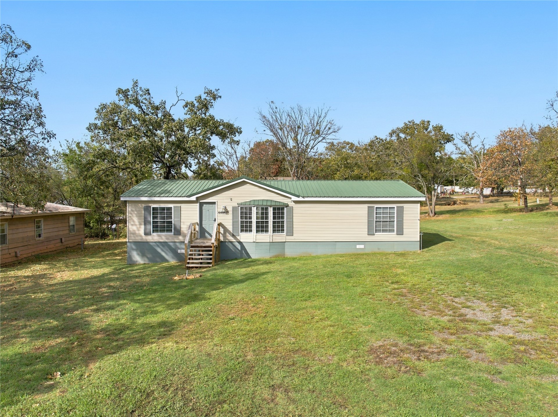 448819 E 980 Road Property Photo 1