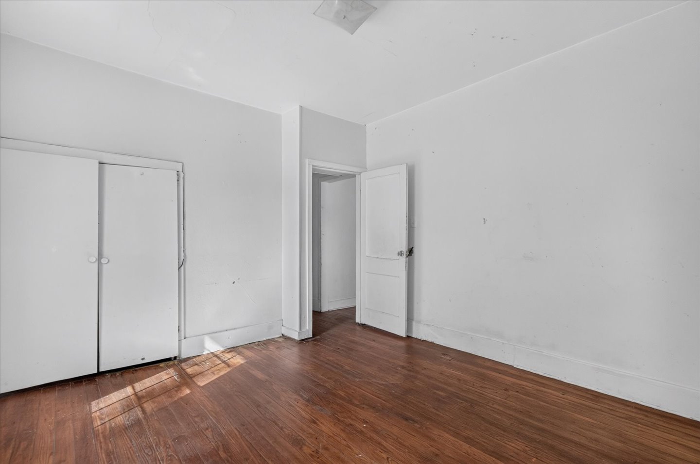 115 S Creek Avenue Property Photo 13