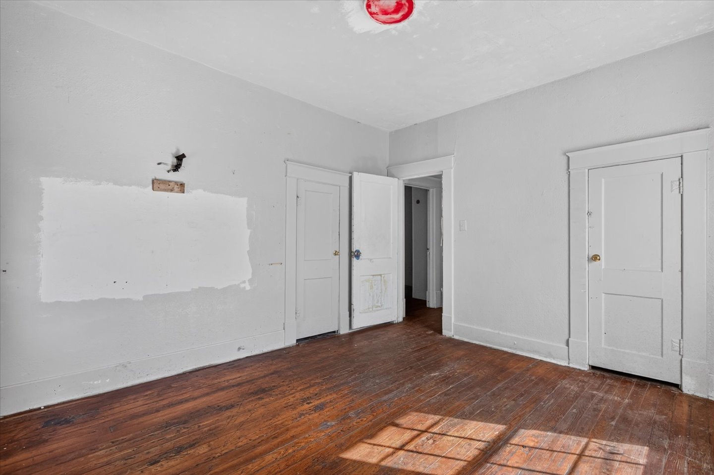 115 S Creek Avenue Property Photo 15