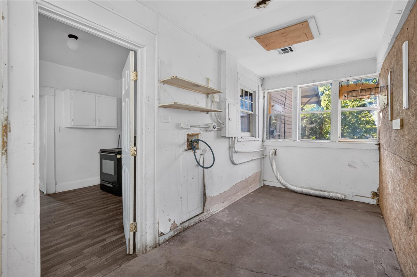 115 S Creek Avenue Property Photo 16