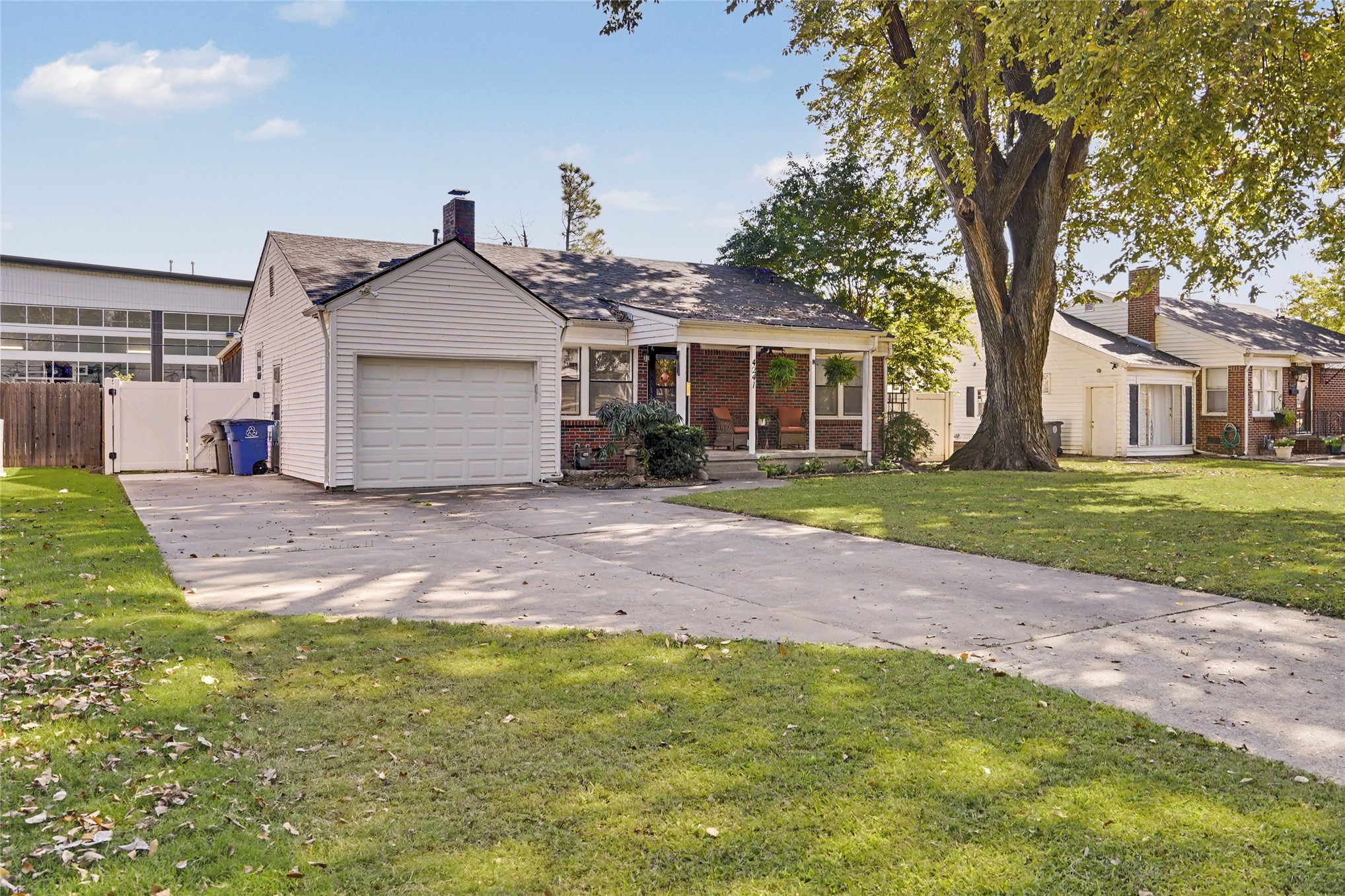 4241 S Owasso Avenue Property Photo 3