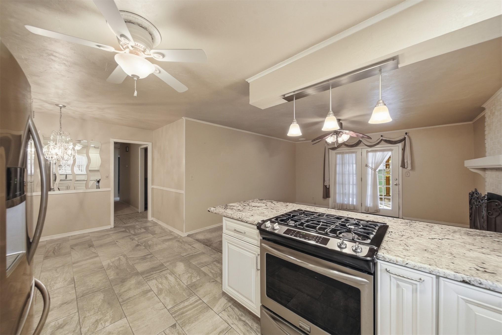 1000 Cedar Avenue Property Photo 11