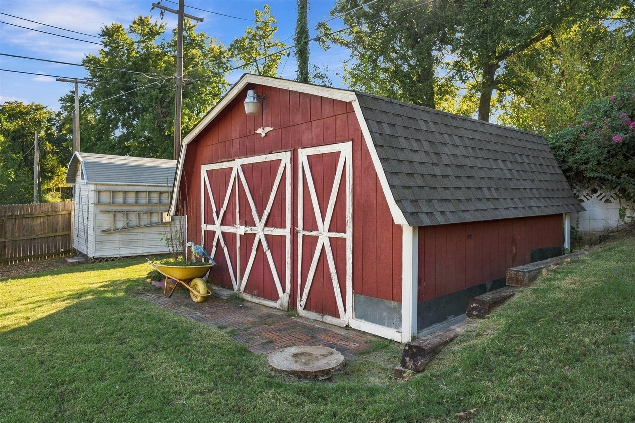 1000 Cedar Avenue Property Photo 26