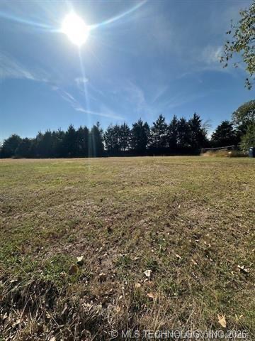 Neva Avenue Property Photo 1