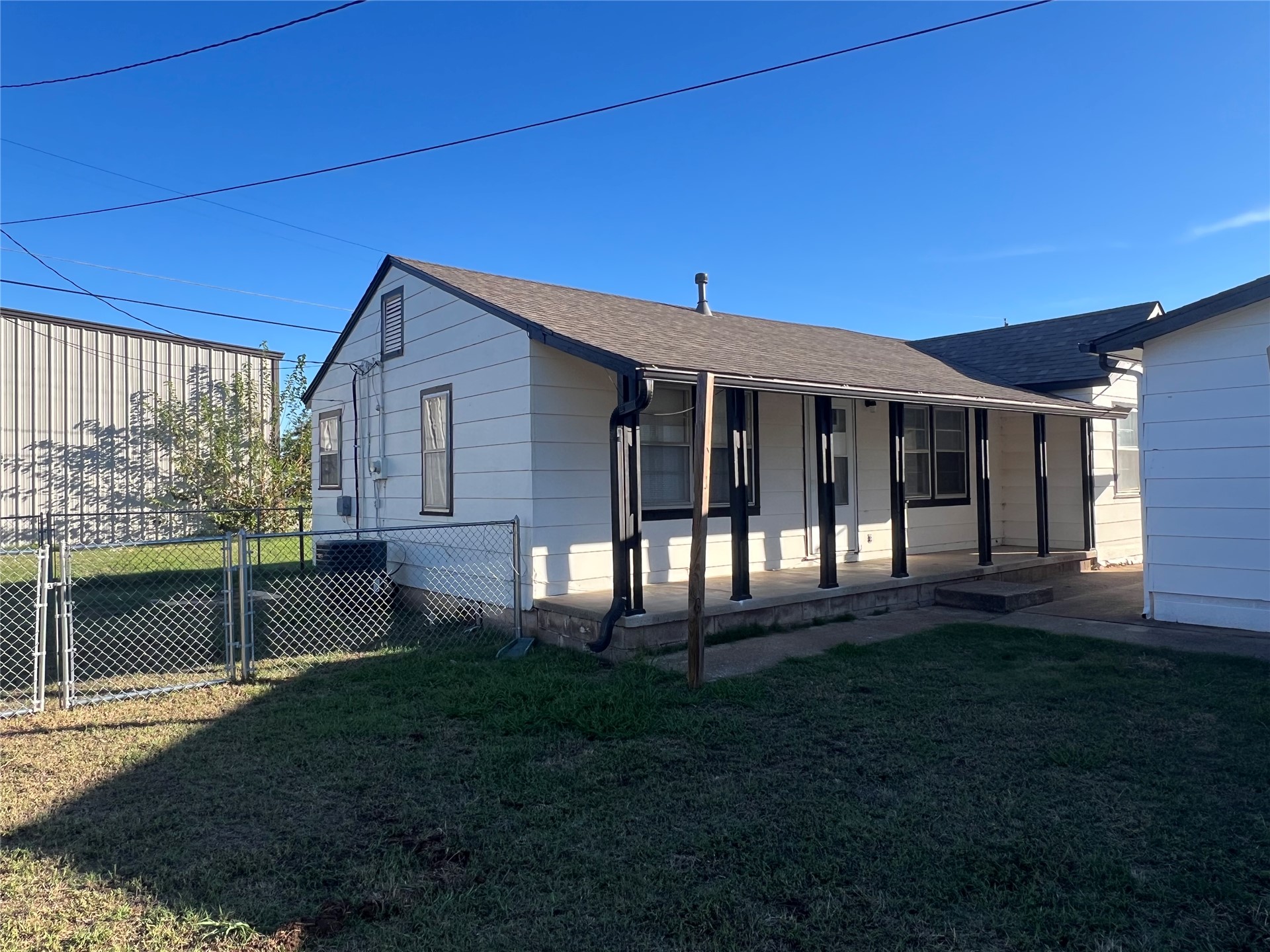 224 S Cedar Street Property Photo 1