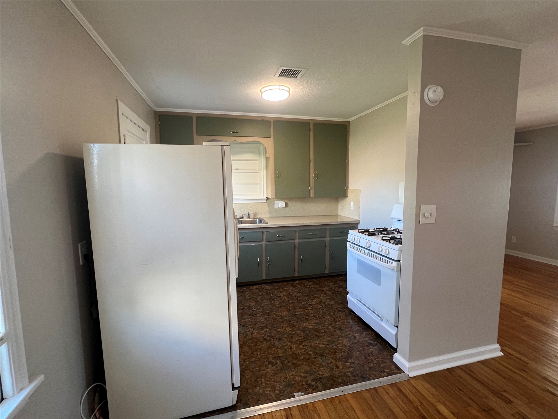 224 S Cedar Street Property Photo 3