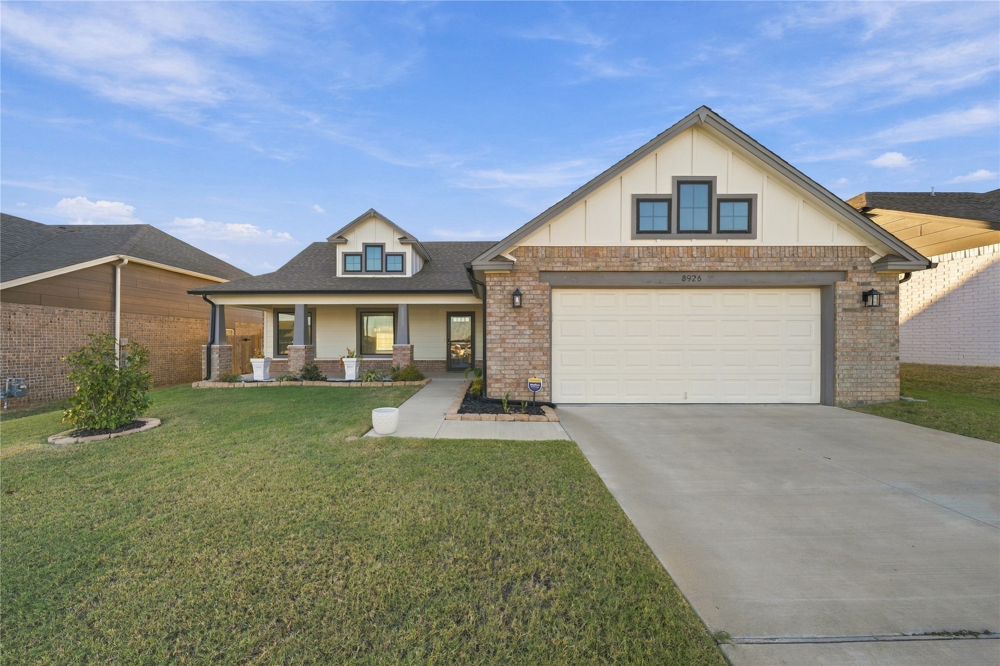 8926 N 73rd Place E Property Photo 1