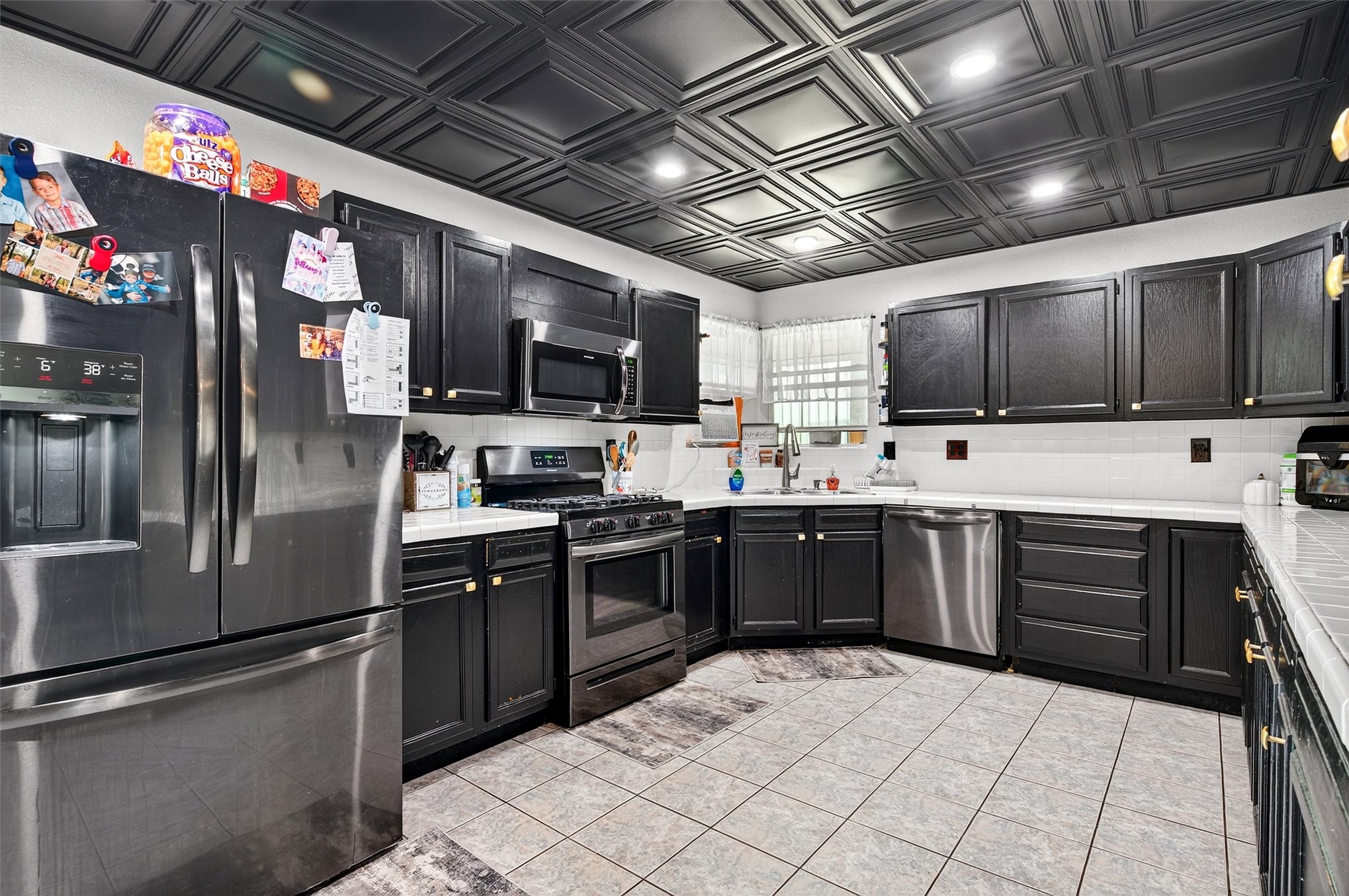 209 Roberts Street Property Photo 6