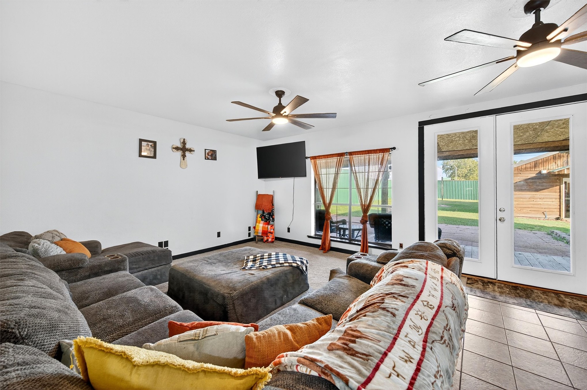 209 Roberts Street Property Photo 7