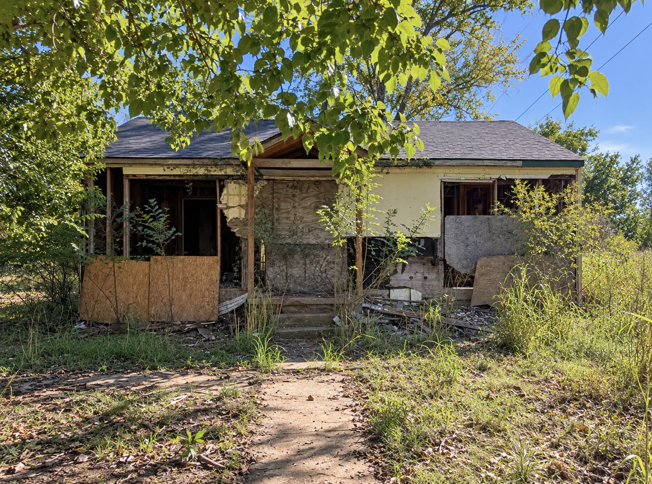 1602 E 63rd Street N Property Photo 1
