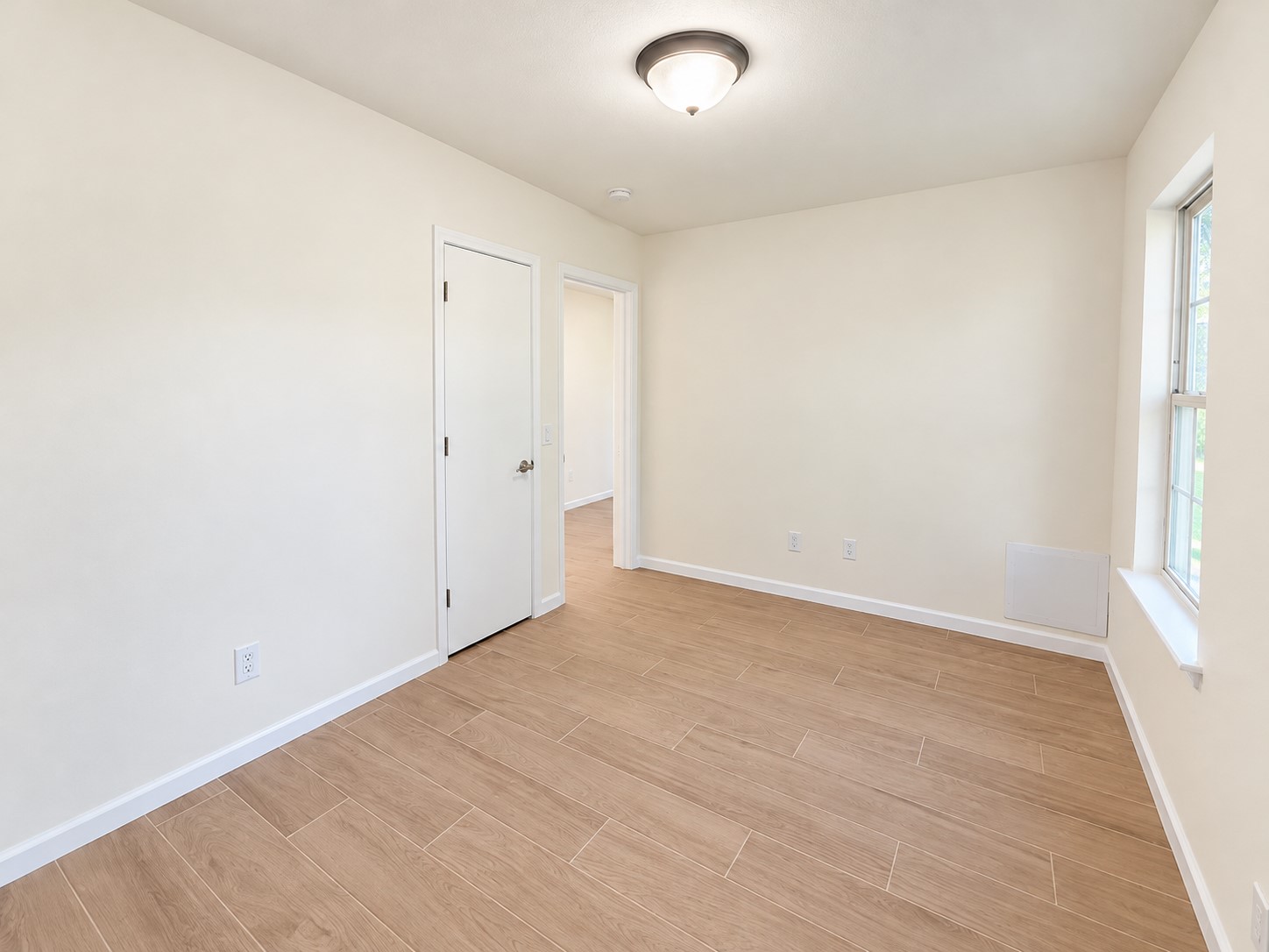 2101 Greenbrier Circle Property Photo 33