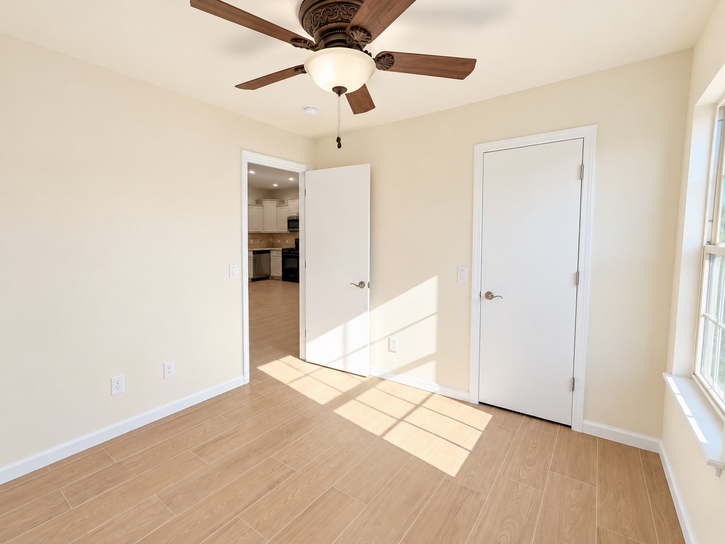 2101 Greenbrier Circle Property Photo 38