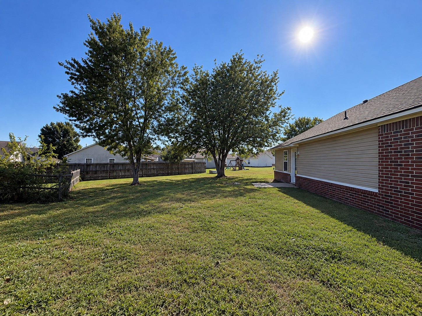 2101 Greenbrier Circle Property Photo 42
