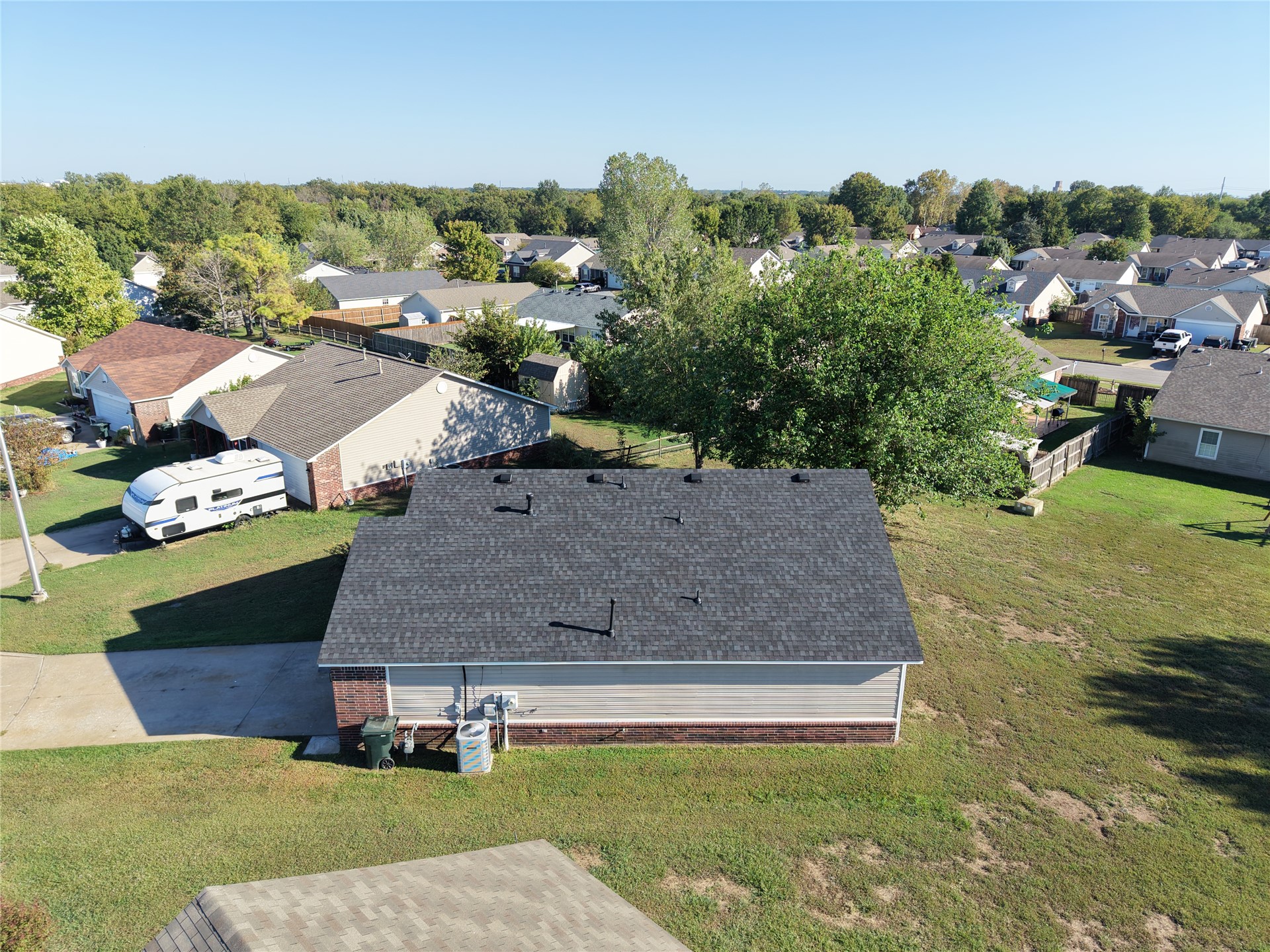 2101 Greenbrier Circle Property Photo 49