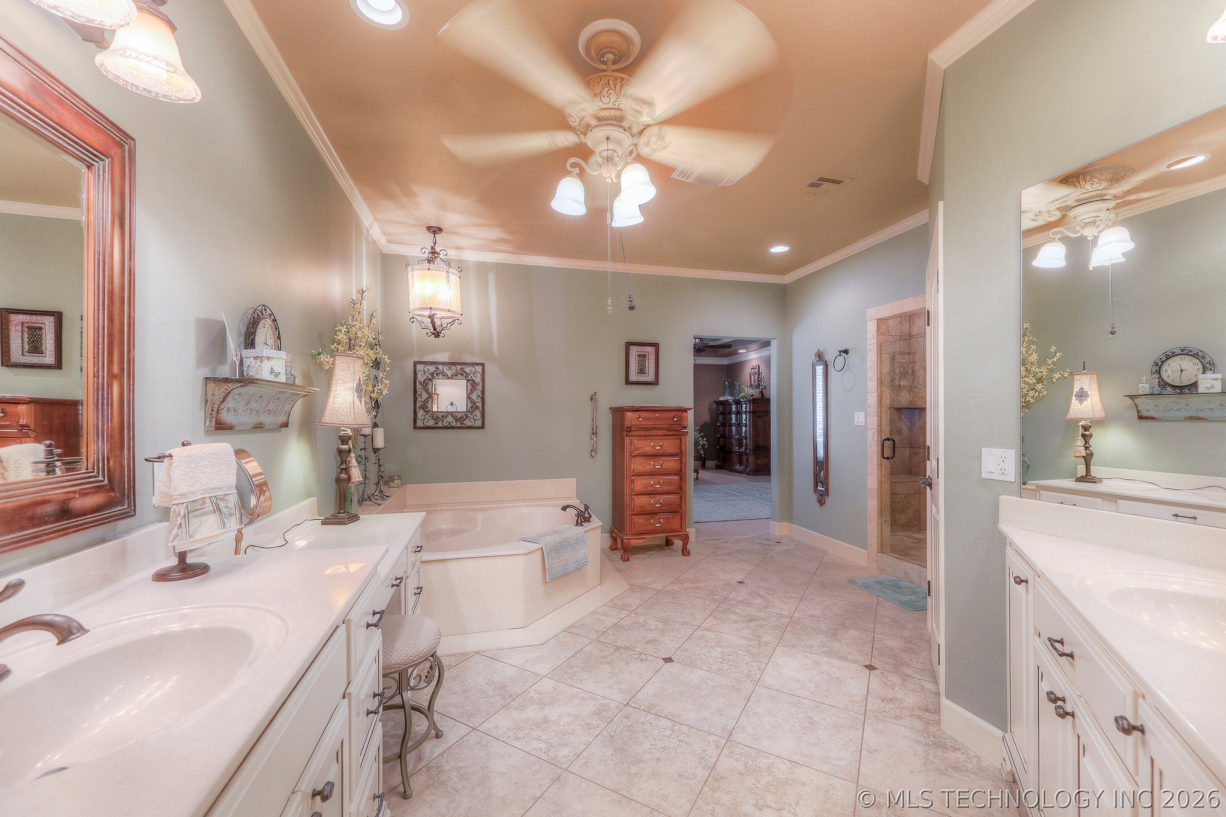 3704 Cliff Drive Property Photo 25