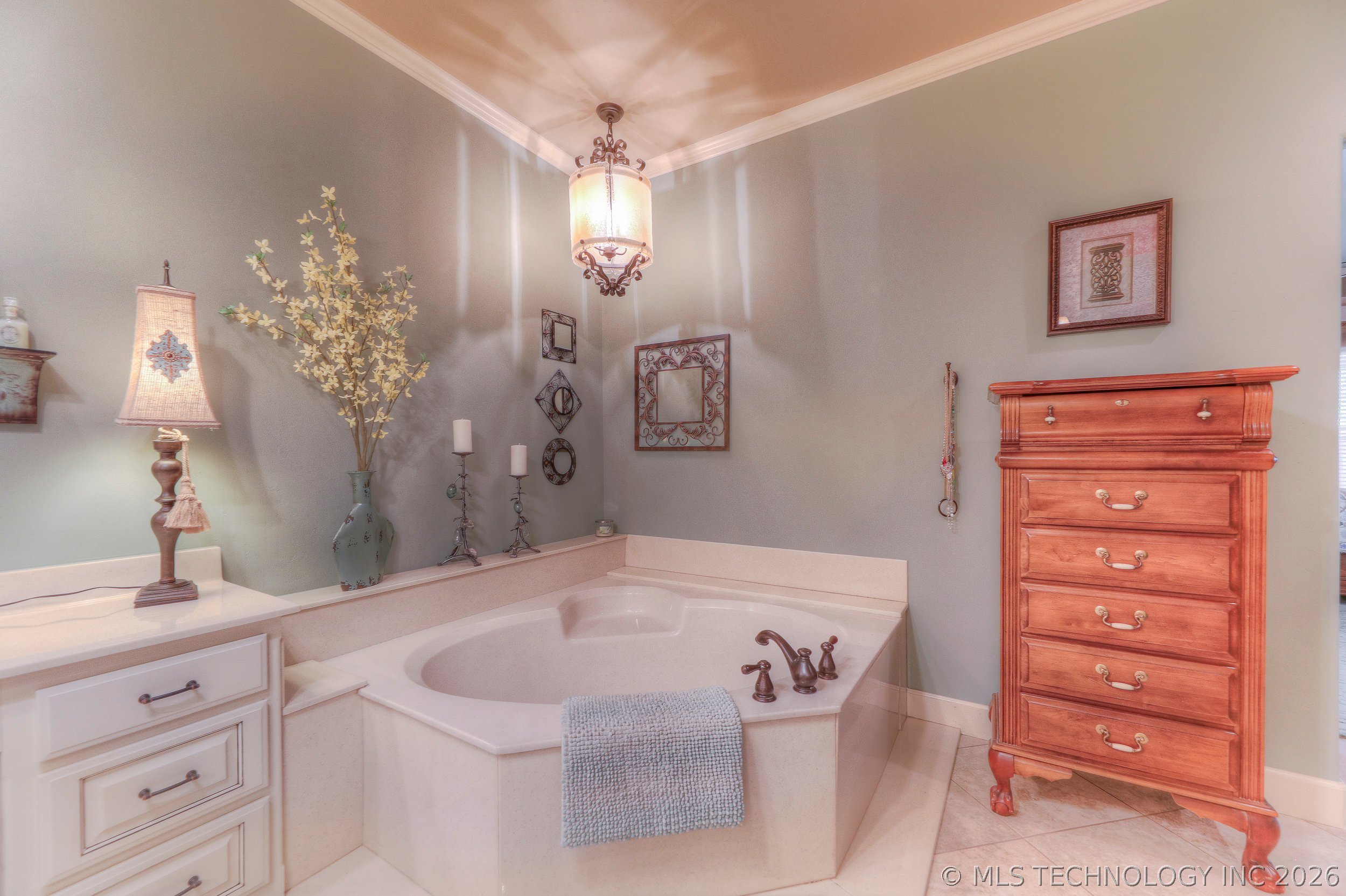 3704 Cliff Drive Property Photo 27