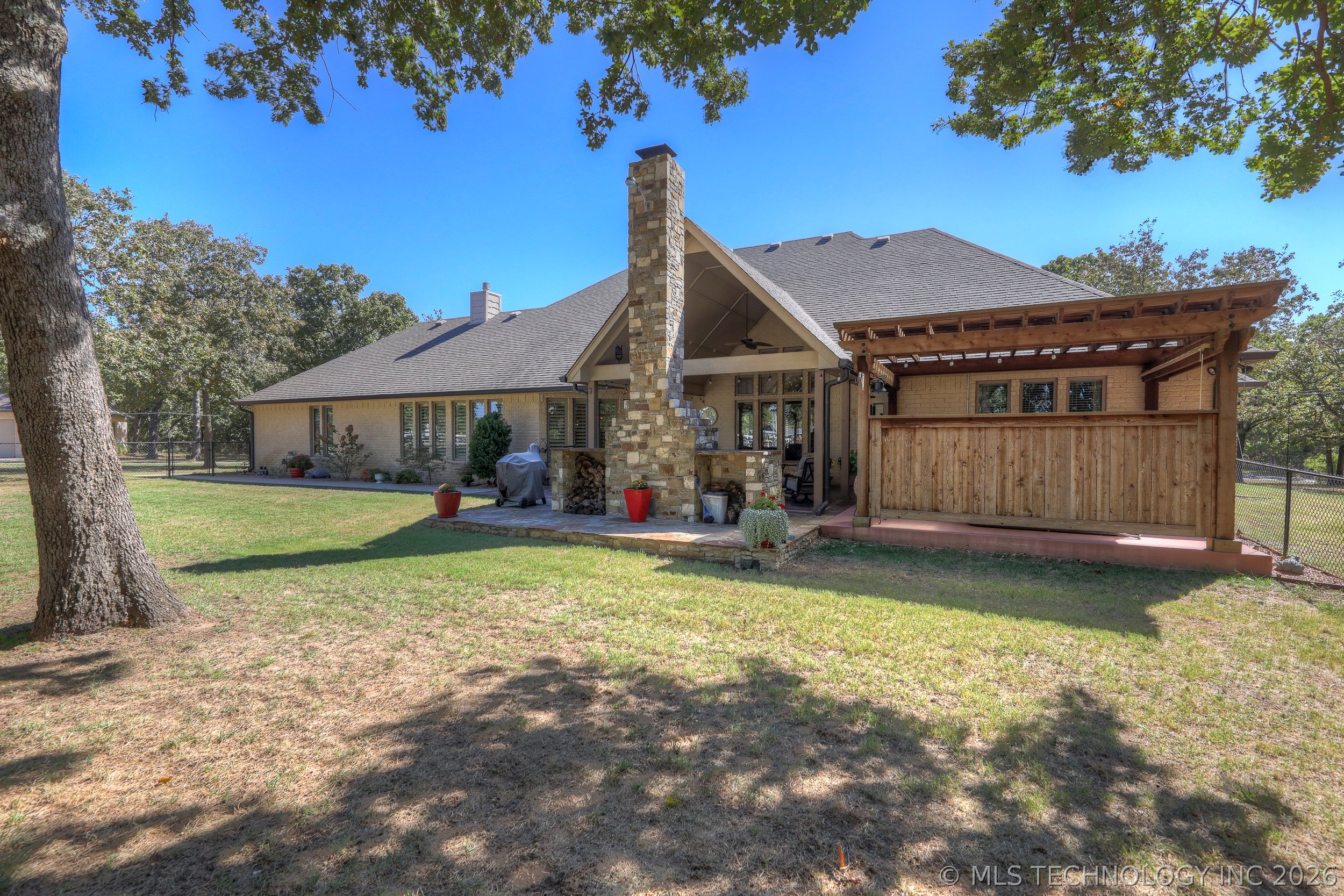 3704 Cliff Drive Property Photo 39