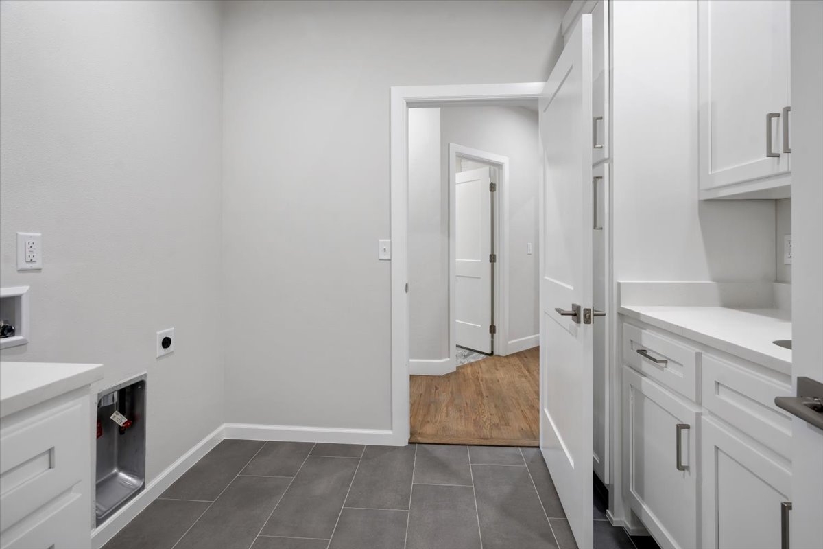 11308 S Fir Avenue W Property Photo 21