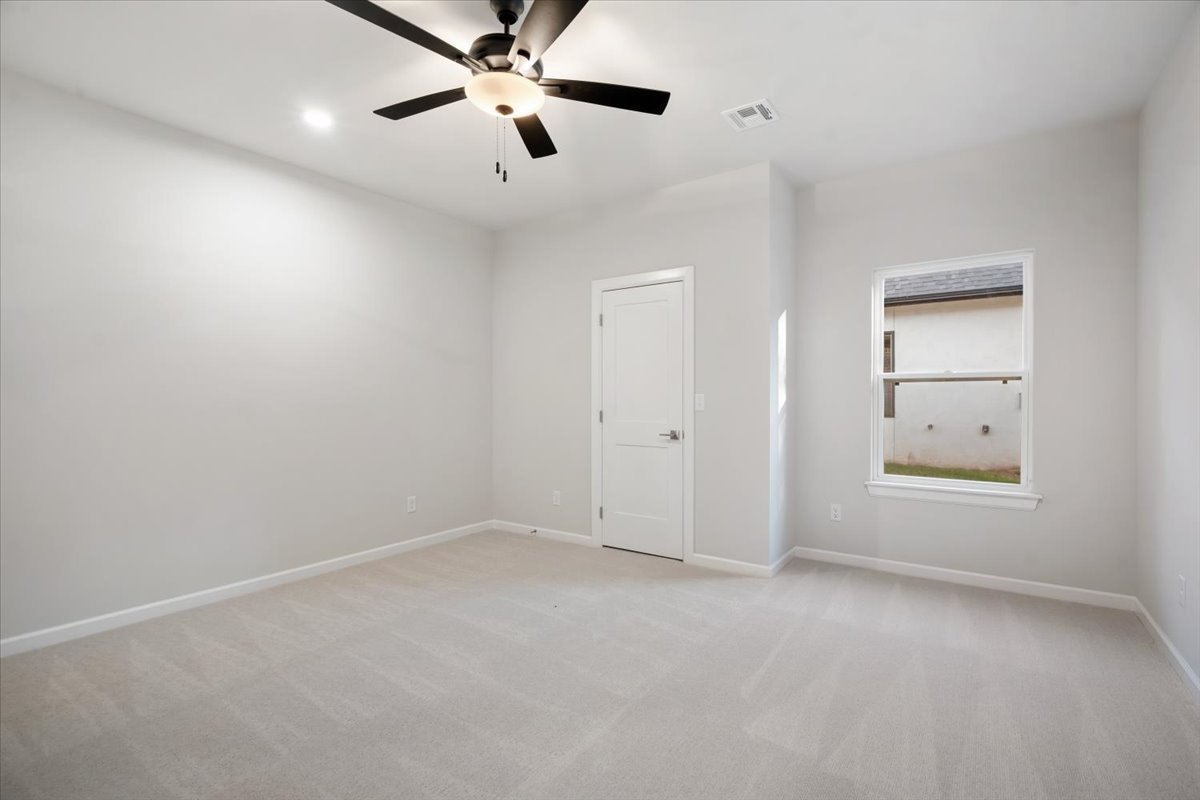 11308 S Fir Avenue W Property Photo 23
