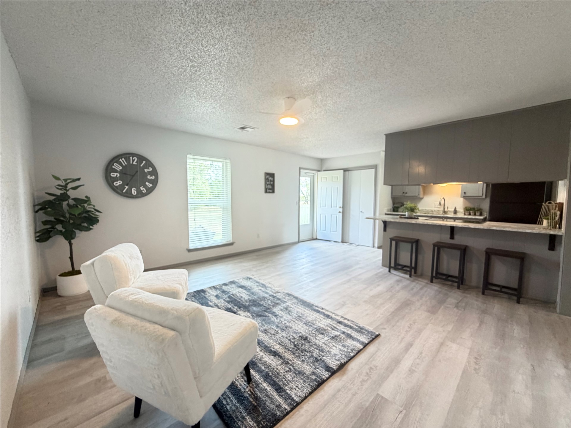 1434 Will Rogers Drive Property Photo 17