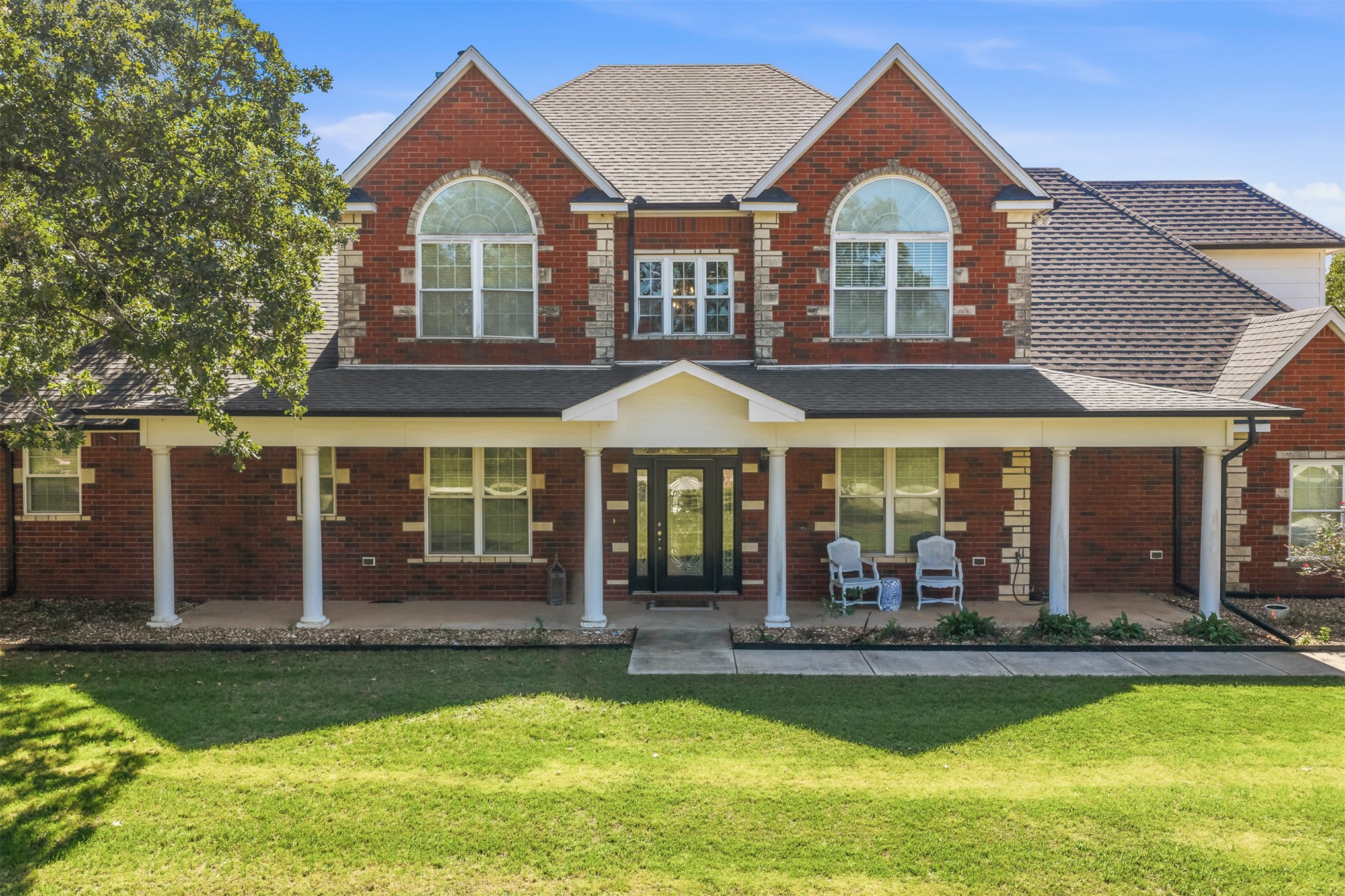 182 Farland Property Photo 1