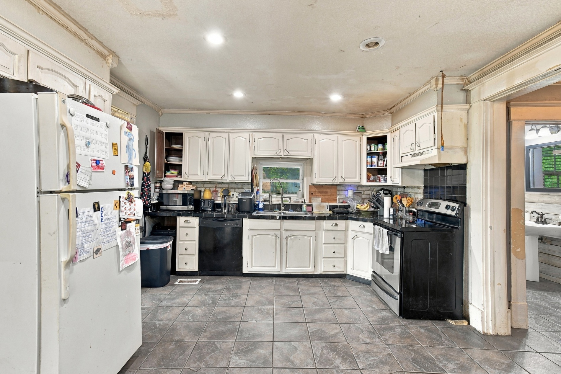 502 N Morton Avenue Property Photo 12